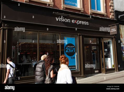 vision express leeds locations.